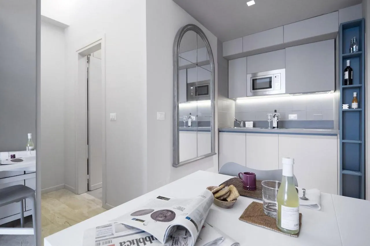 Contempora Apartments - Elvezia 8 - E14 Milan Italy
